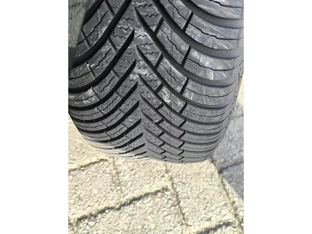 Renault Clio 1.0 TCe Intens 2021 Benzine 19