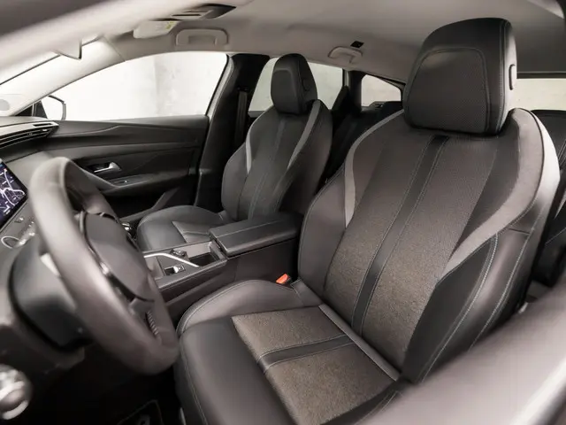 Peugeot 308 SW 1.2 PureTech Business Sport 2022 Benzine 14