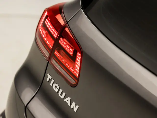 Volkswagen Tiguan 1.4 TSI R-Line Sport 2015 Benzine 33