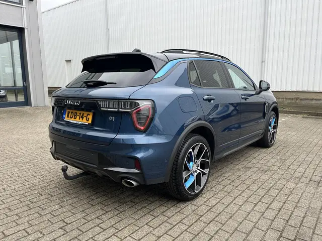 Lynk & Co 01 1.5 2023 Hybride Benzine 70