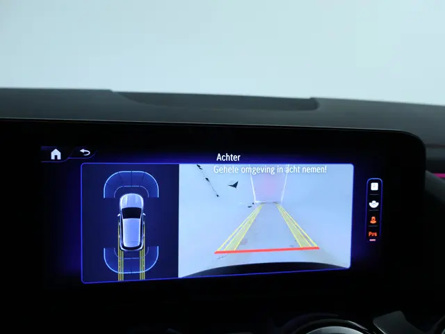 Mercedes-Benz EQA 250 AMG Line 67 kWh 2024 Elektrisch 10