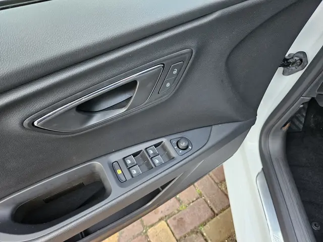 SEAT Leon 1.4 EcoTSI FR Connect 2016 Benzine 14