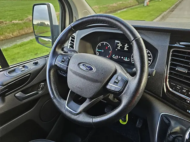 Ford Transit Custom 2.0 2020 Diesel 10