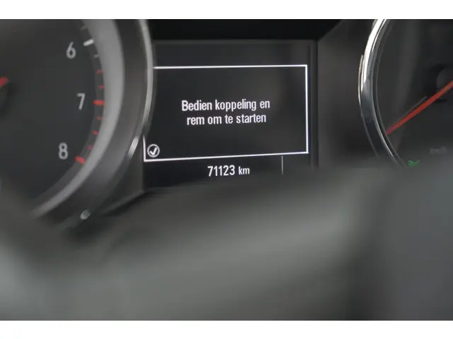 Opel Astra 1.2 Business Edition 2021 Benzine 38