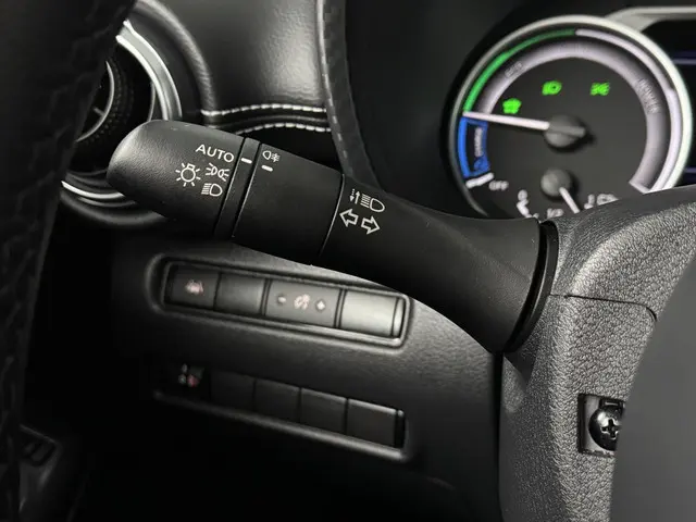 Nissan Juke 1.6 Hybrid N-Connecta 2023 Hybride Benzine 18