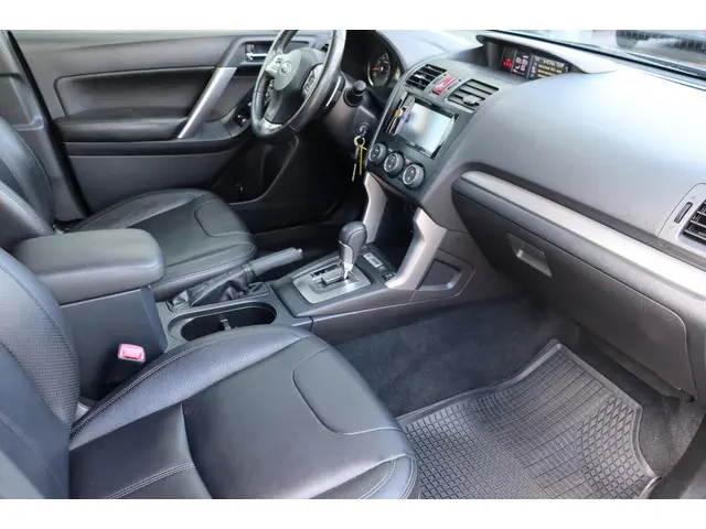 Subaru Forester 2.0 Luxury 4wd org. NL-auto 2016 Benzine 10