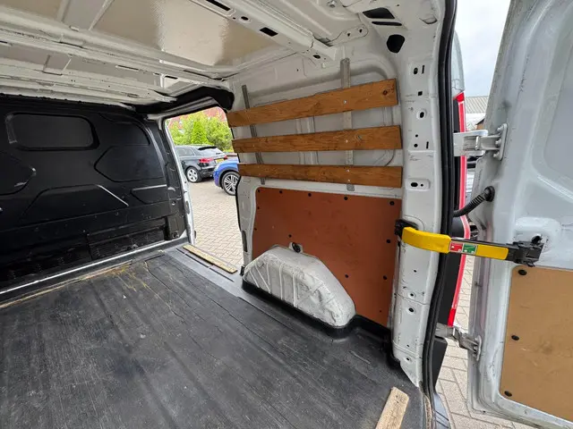 Ford Transit Custom 270 2.2 TDCI L1H1 Trend 2015 Diesel 30