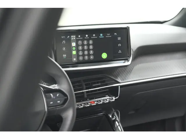 Peugeot e-2008 EV Active 50 kWh 2024 Elektrisch 53