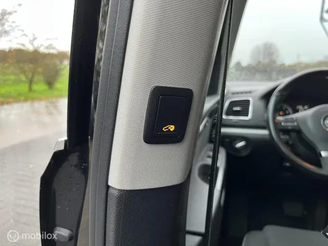 Volkswagen Sharan 1.4 TSI Highline 6p. 2012 Benzine 18