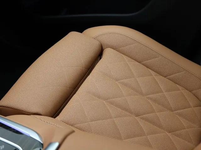 BMW X5 xDrive50e 2025 Hybride Benzine 10