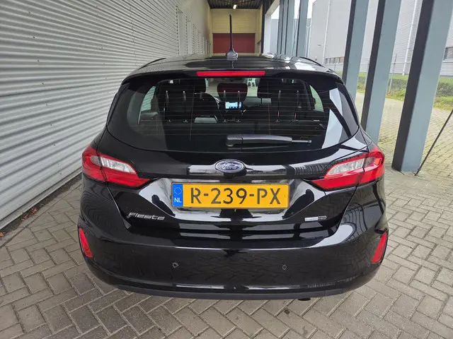 Ford Fiesta 1.0 EcoBoost Hybrid Titanium 2022 Benzine 12