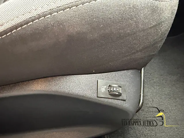 Peugeot 208 1.2 VTi Allure 2014 Benzine 5