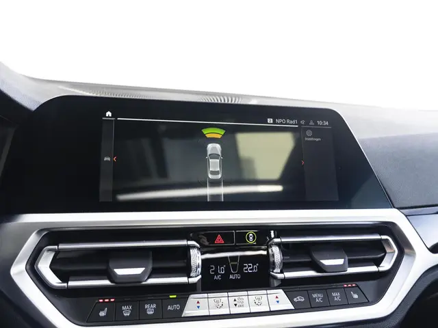 BMW 2 Serie Coupé 220i 2022 Benzine 29