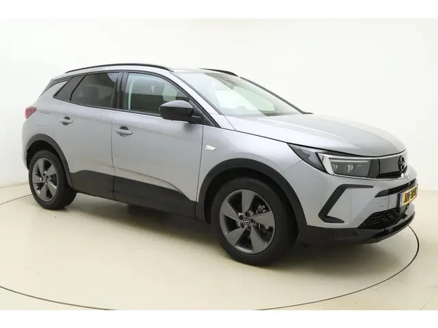 Opel Grandland 1.2 Turbo GS Line 2024 Benzine 8