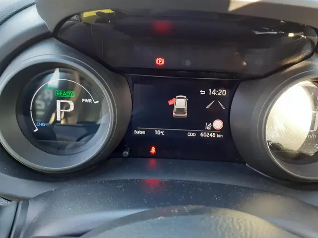 Toyota Yaris 1.5 Hybrid Dynamic 2020 Hybride Benzine 21
