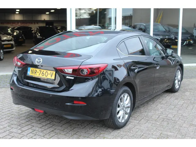 Mazda 3 3
