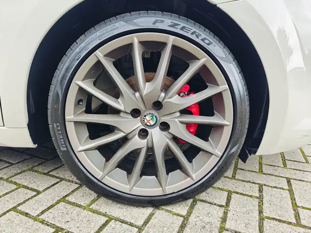 Alfa Romeo MiTo 1.4 T SBK Edition 2014 Benzine 9