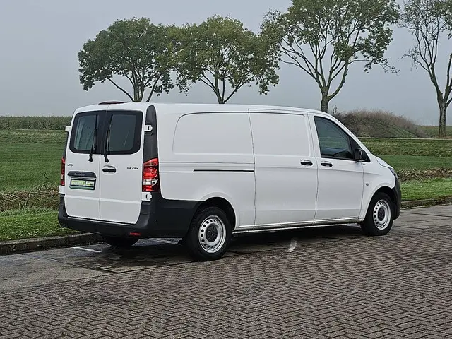 Mercedes-Benz Vito 114 2018 Diesel 3