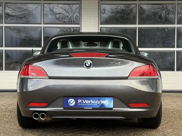 BMW Z4 Roadster sDrive18i Executive 2014 Benzine 9