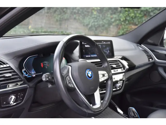 BMW iX3 High Executive 80 kWh 2021 Elektrisch 6