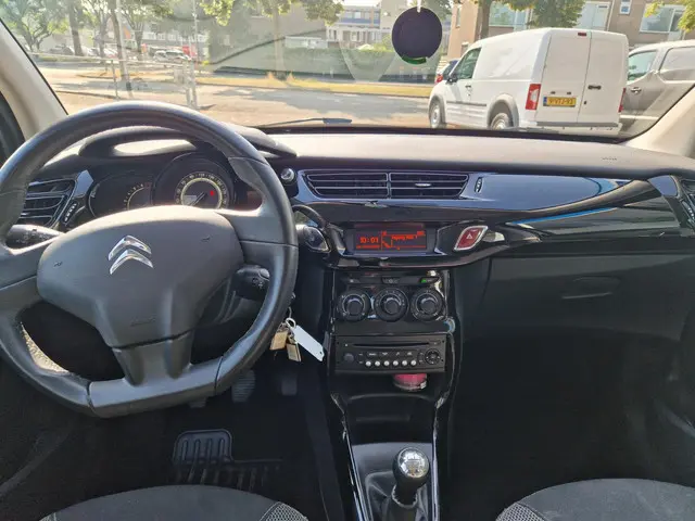 Citroën C3 1.2 PureTech Collection | Trekhaak 2014 Benzine 7