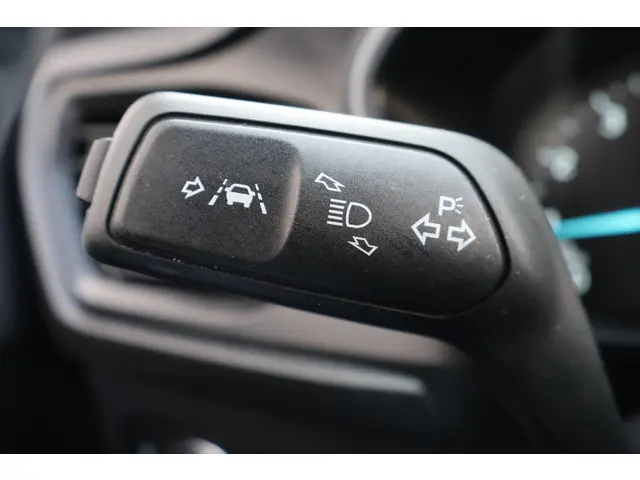 Ford Focus Wagon 1.0 EcoBoost Connected 2022 Benzine 21