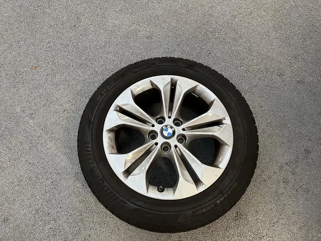 BMW X1 xDrive20i High Executive 2018 Benzine 40