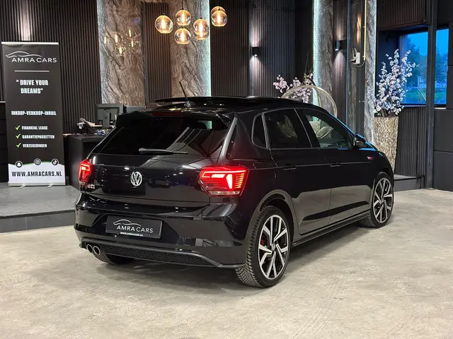 Volkswagen Polo 2