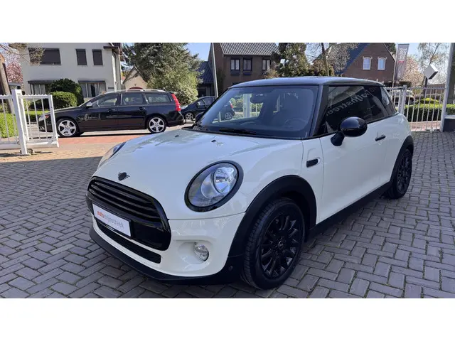 MINI Cooper Mini 1.5 Business 2018 Benzine 3