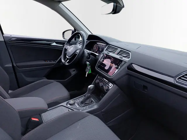 Volkswagen Tiguan 2.0 TSI 4Motion Sound 2017 Benzine 40