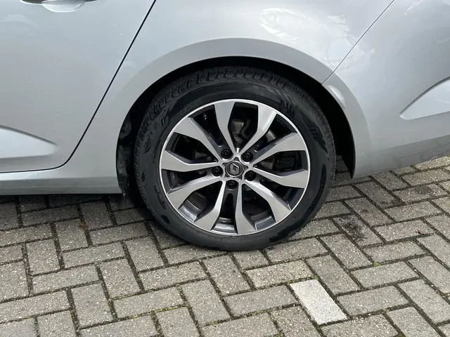 Renault Mégane Estate 1.3 TCe 140 Techno 2024 Benzine 26