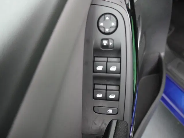 Citroën Grand C4 Picasso 1.2 PureTech Feel 2017 Benzine 13