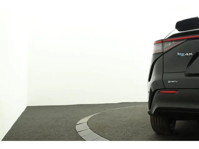 Toyota bZ4X Executive 73 kWh 2026 Elektrisch 43