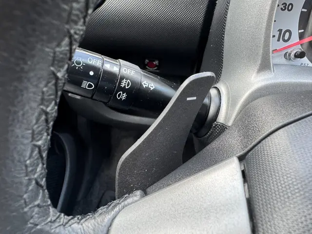 Peugeot 107 1.0 Active AUTOMAAT!!! 2013 Benzine 15