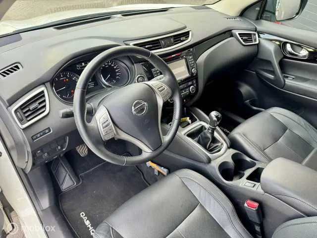 Nissan QASHQAI 1.2 Tekna 360/PANO/Nap 2017 Benzine 9
