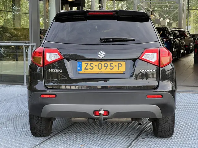 Suzuki Vitara 1.6 Exclusive 2015 Benzine 19