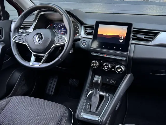 Renault Captur 1.3 TCE 140 INTENS 2021 Benzine 8