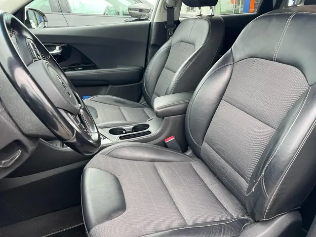 Kia Niro 1.6 GDi PHEV BusinessLine 2018 Hybride Benzine 9