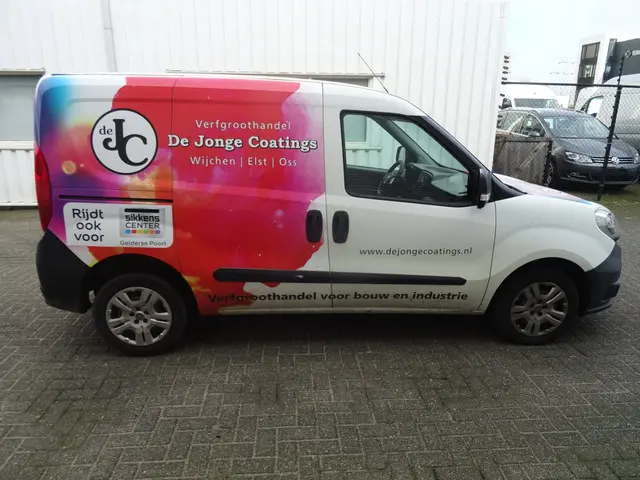 Fiat Doblò Cargo 1.3 MJ L1H1 Actual 2015 Diesel 6