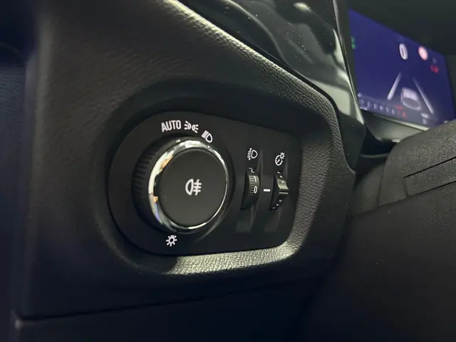 Opel Corsa 1.2 Elegance 2022 Aut 2022 Benzine 8