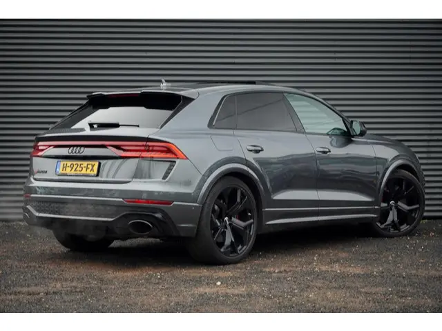 Audi Q8 4.0 TFSI RS Q8 quattro 2020 Benzine 4