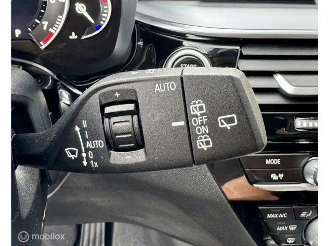 BMW 5 Serie Touring 520i High Executive 2018 Benzine 35