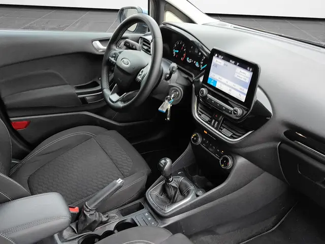 Ford Fiesta 1.0 EcoBoost Hybrid Titanium 2023 Benzine 10