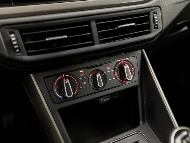 Volkswagen Polo 1.0 TSI Sportline 2019 Benzine 9