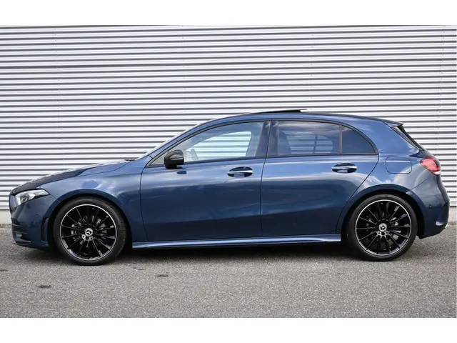 Mercedes-Benz A-Klasse 3