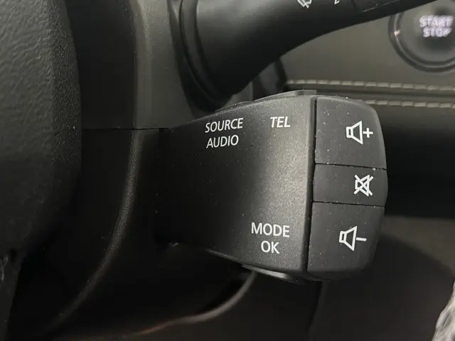 Renault Scénic 1.3 TCe Bose 2018 Benzine 24