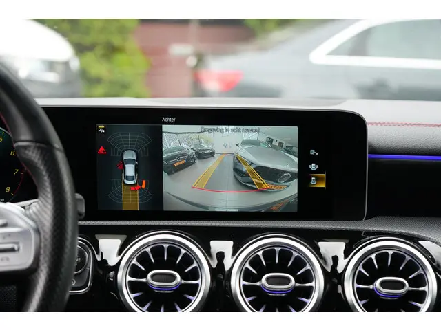Mercedes-Benz CLA 250 e MAGNO AMG 2022 Hybride Benzine 21