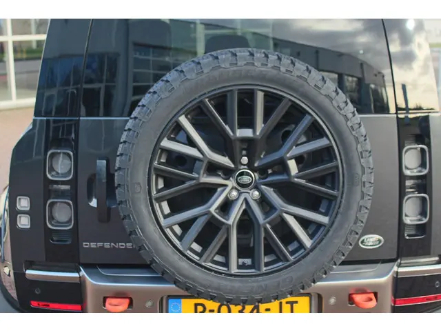 Land Rover Defender 2.0 P400e 110 X 2022 Hybride Benzine 25
