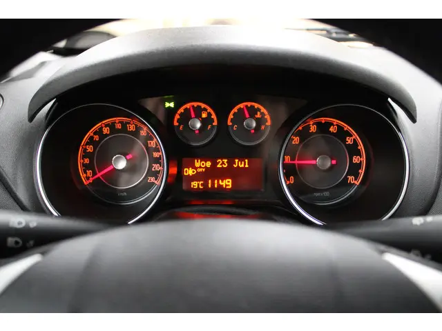 Fiat Punto Evo 0.9 TwinAir Sport 2013 Benzine 9
