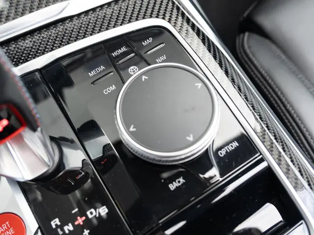 BMW M4 Cabrio Competition xDrive 2022 Benzine 40